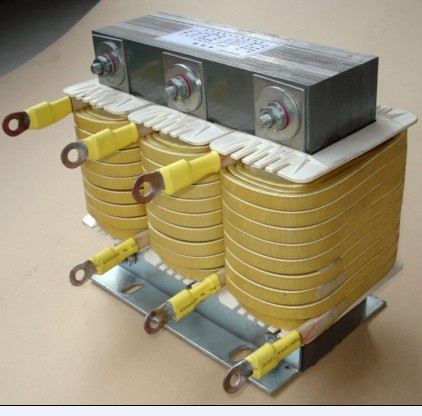 濾波補償組件 濾波補償組件_濾波電容器 濾波電抗器 濾波控制器 電容切換接觸器  可控硅投切開關 可控硅模塊 串聯(lián)電抗器 并聯(lián)電容器 自俞電容器 干式電容器 諧波電抗器 諧波電容器 補償測控儀